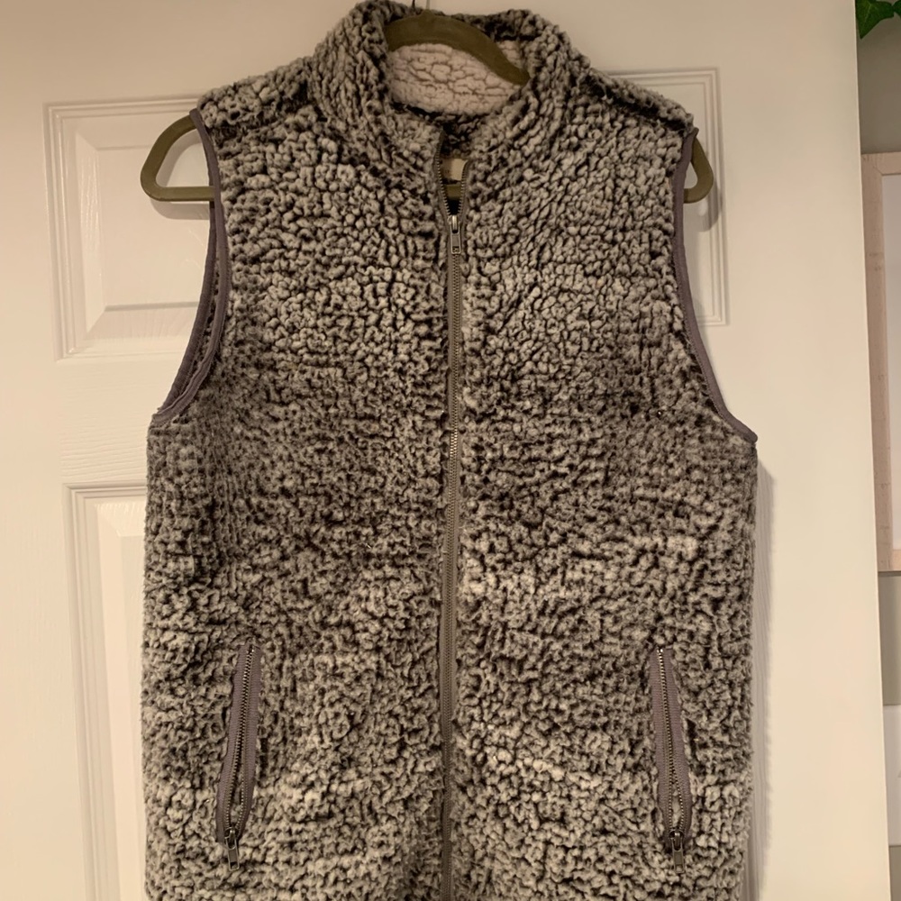 Soft Sherpa Vest size Medium
